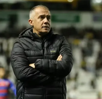 Baptista alerta: liderança do Criciúma em xeque após revés em casa