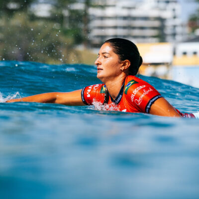 Bettylou Johnson elimina Luana Silva e avança nas ondas de Cloudbreak