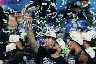 Bilionário Vinod Khosla compra Seattle Seahawks por US$ 9,6 bi