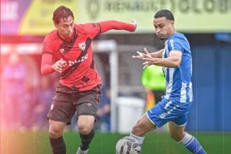 Bruno José decide nos acréscimos; Atlético-GO vence Avaí na Ressacada