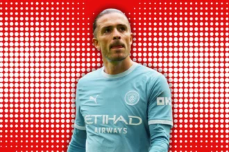 Chelsea contrata Dibu Martínez; Grealish avalia ofertas