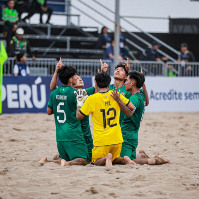Colômbia e Venezuela dominam abertura da CONMEBOL Sub20 de Futebol de Praia