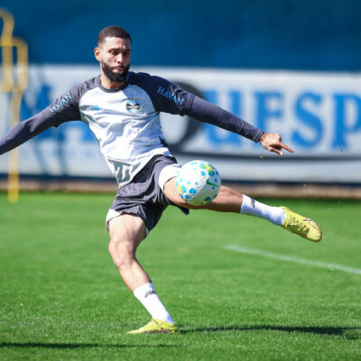 Corinthians avança por Wagner Leonardo, zagueiro pode sair do Grêmio