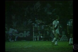 Corinthians presta homenagem a Geraldão, ex-atacante e goleador