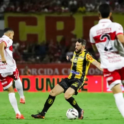 CRB e Novorizontino empatam sem gols; sonho do acesso fica em alerta