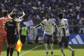 Cruzeiro vence Mirassol por 3 a 1; Zé Lucas e Wesley se destacam