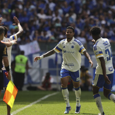 Cruzeiro vence Mirassol por 3 a 1; Zé Lucas e Wesley se destacam