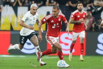 Diniz espera por Memphis para reforçar o Corinthians