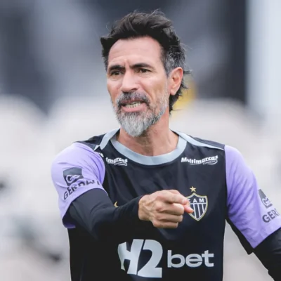 Domínguez exalta pragmatismo do Atlético-MG e ignora posse contra Cruzeiro