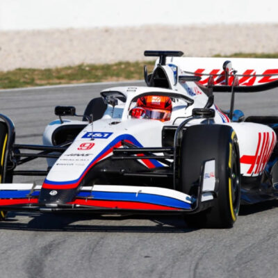 FIA libera uso de bandeiras e hinos para pilotos da Rússia e Bielorrússia