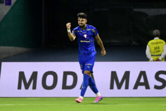 Flaco López marca duas vezes e coloca Palmeiras em vantagem