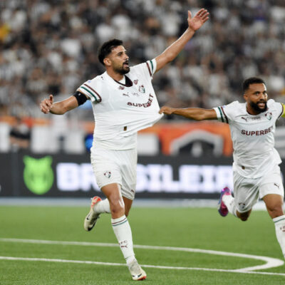Fluminense mostra força e empata com Botafogo usando nove reservas