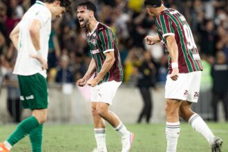 Fluminense vira no Maracanã, vence Palmeiras e encerra jejum