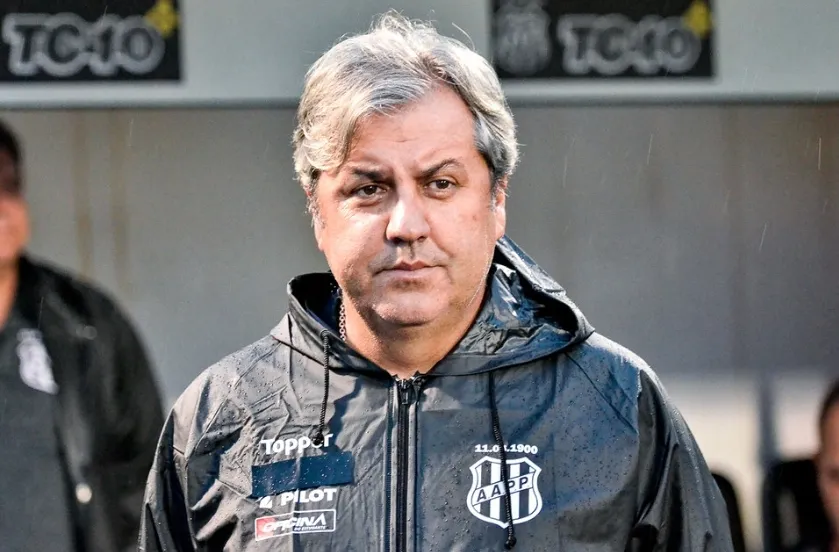 Gilson Kleina assume comando da Ponte Preta e já treina antes de América-MG