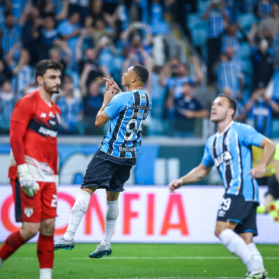 Grêmio busca reação contra São Paulo na Arena com retrospecto favorável