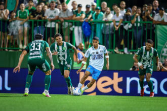 Grêmio precisa vencer Chapecoense na Arena após tropeços contra Z-4