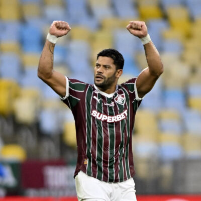 Hulk assume responsabilidade pela queda de Zubeldía e elogia Marcão