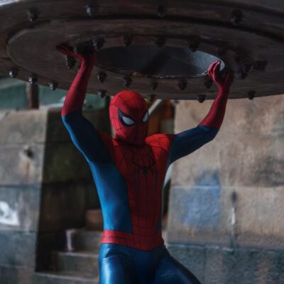 Internautas tentam rotina de treino de Tom Holland e vídeo viraliza