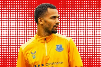 Liverpool contrata Barcola; Tottenham empresta Souza e Juventus corre atrás