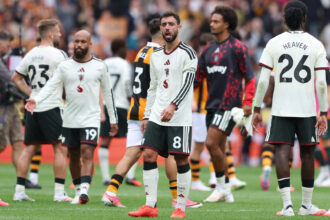 Manchester United tenta primeira vitória em Old Trafford contra Ipswich