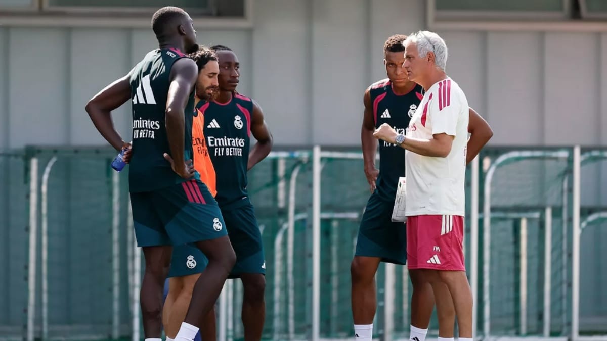 Mbappé elogia Mourinho e aposta na experiência para levar o Real ao título