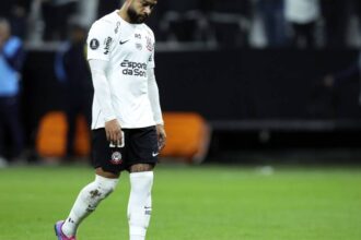 Memphis acusa Corinthians de descumprir acordo após recusa de renovação