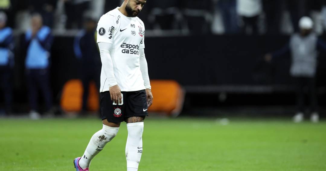 Memphis acusa Corinthians de descumprir acordo após recusa de renovação