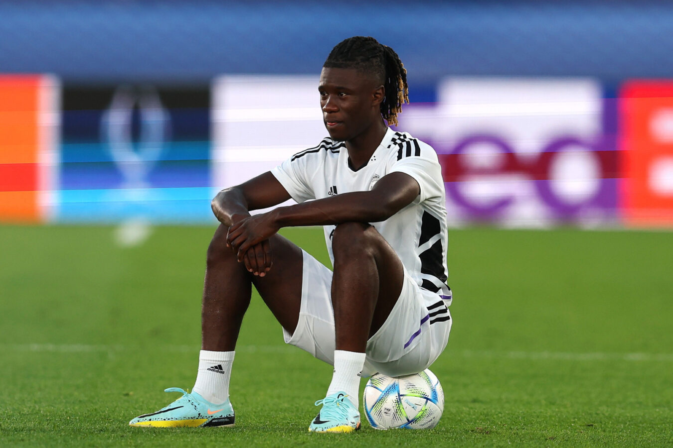 Mourinho enxuga elenco do Real e prepara três saídas