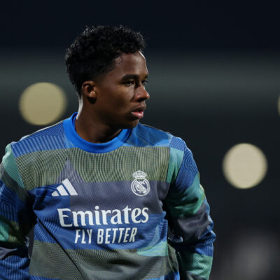 Mourinho põe Endrick na berlinda após chegada do goleador Carlos Espí