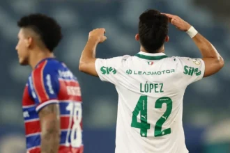 Murilo cobra ajustes após derrota do Palmeiras por 3 a 2, mas time avança