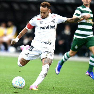 Neymar garante: gramado da Neo Química Arena não é sintético