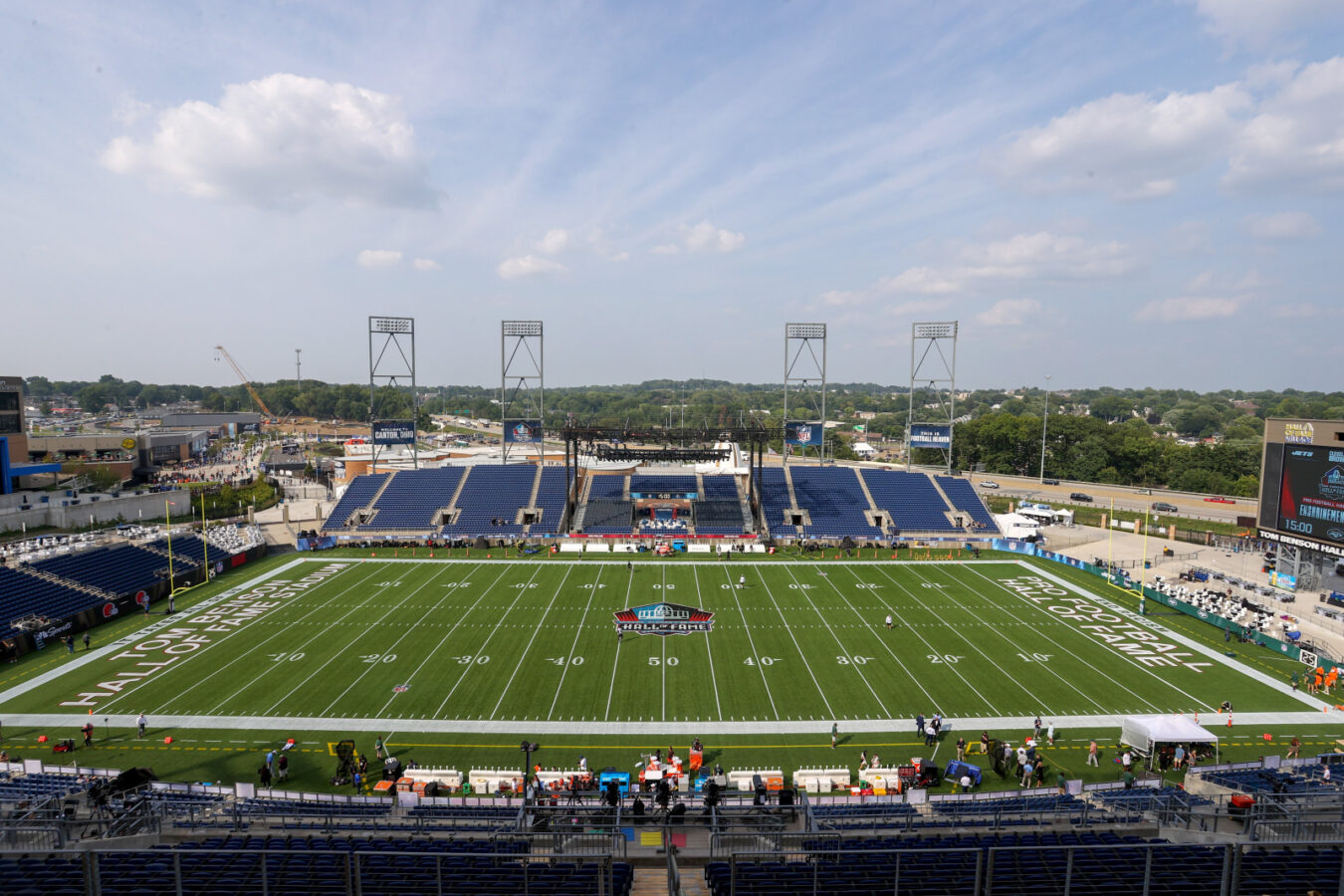 Panthers e Cardinals inauguram pré-temporada da NFL no Hall da Fama