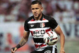 Pedro Favela suspenso: Santa Cruz terá que repor volante contra Anápolis