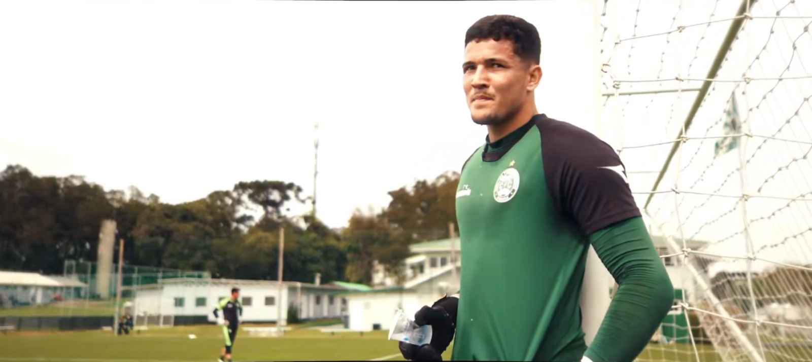Pedro Rangel retoma treinos no Coritiba três semanas após cirurgia
