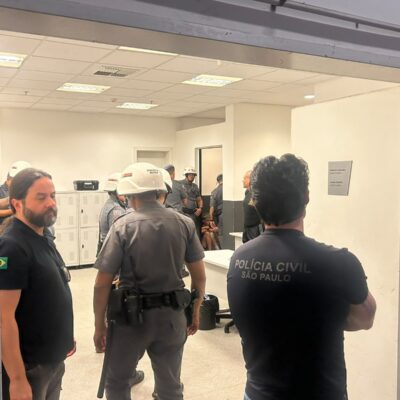 PM conduz nove torcedores ao Jecrim após confusão na Neo Química