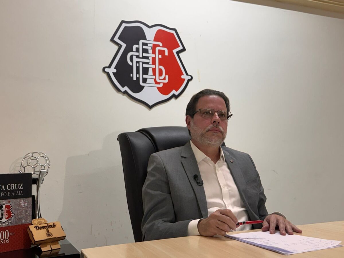 Presidente do Santa Cruz promete reforços e corte na folha para subir à Série B