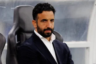 Serginho elogia Amorim e celebra estilo que honra tradição do Milan