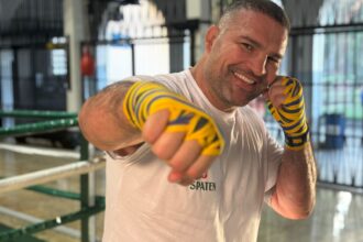 Shogun parte para estreia no boxe contra Glover e revela paixão pela cozinha