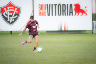 Terceiro amarelo suspende Diego Tarzia; Vitória perde titular