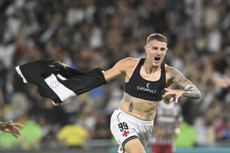 Vasco busca vaga contra Fluminense no Maracanã