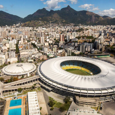 Veja onde assistir Flamengo x Botafogo, Corinthians x Santos e mais