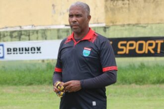 Vilavelhense anuncia saída do técnico Jonilson Veloso