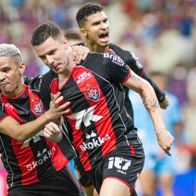 Vitória busca reação contra o Atlético-MG com Cacá confirmado