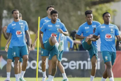 Seleção: Ancelotti comanda 1º treino com grupo completo na Austrália