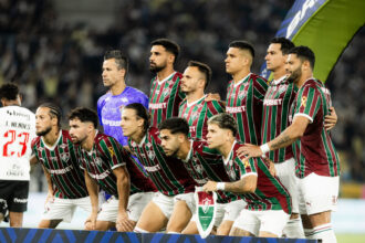 Acosta decide e Fluminense vence o Vasco no Maracanã