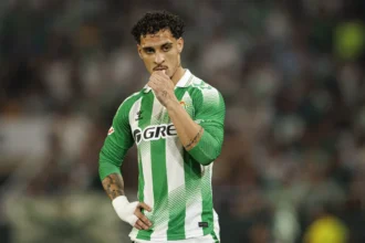Antony diz que jogou com pubalgia e tomava remédios para entrar em campo