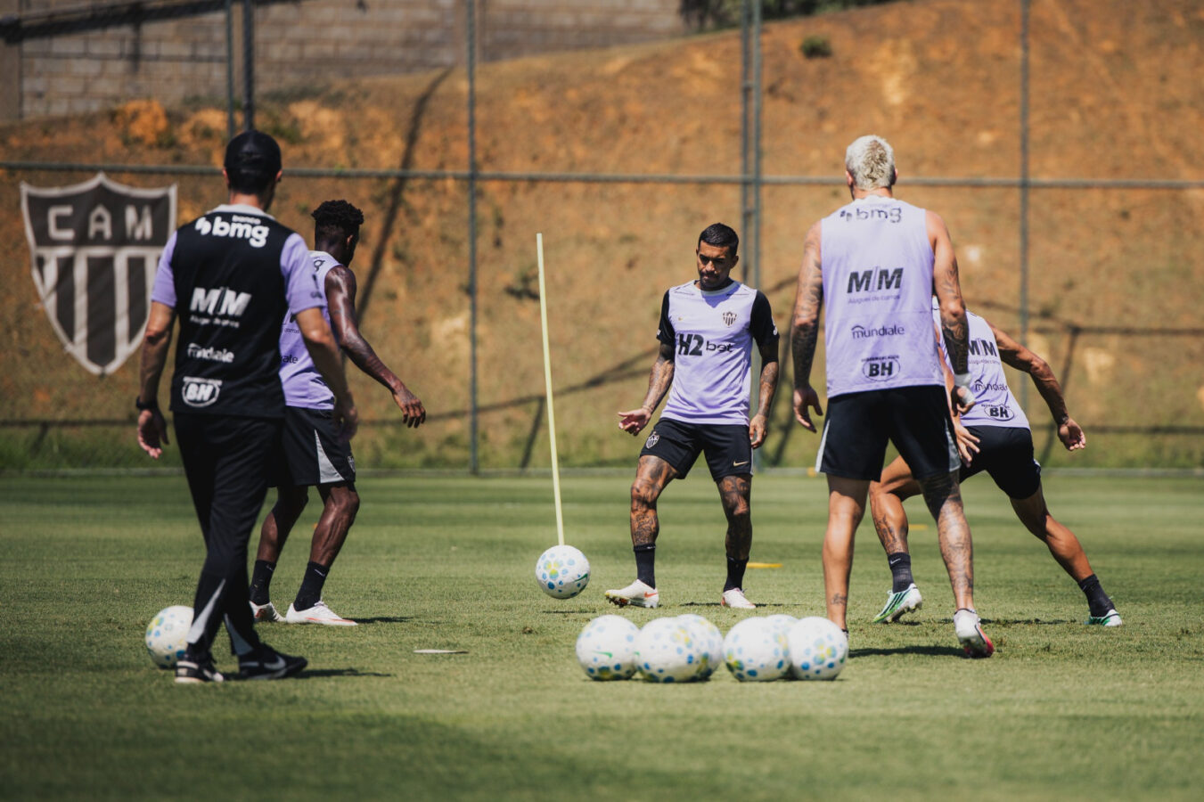 Atlético-MG testa cinco reservas na volta contra o Bragantino