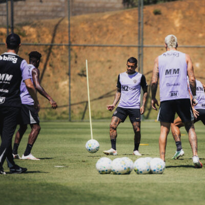 Atlético-MG testa cinco reservas na volta contra o Bragantino
