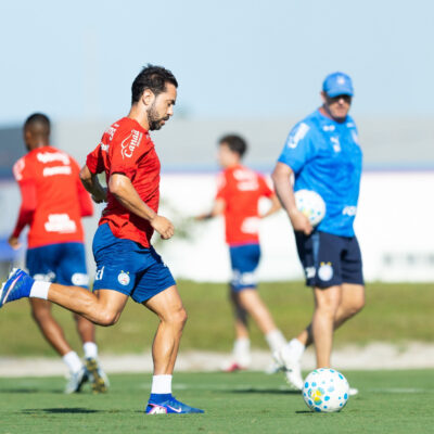 Bahia intensifica treinos para enfrentar Palmeiras com Michel Araújo em transição