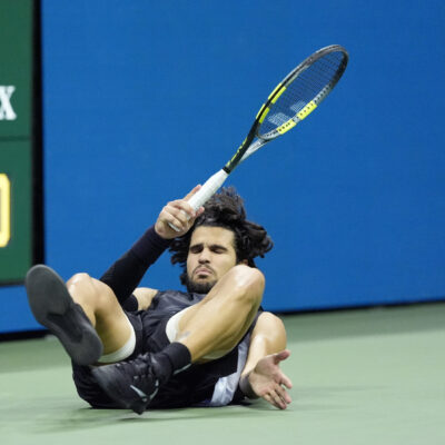 Ben Shelton vence Alcaraz em 4h28, decide no super tie-break